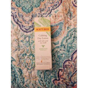 Burts Bees Calming Day Lotion NWT